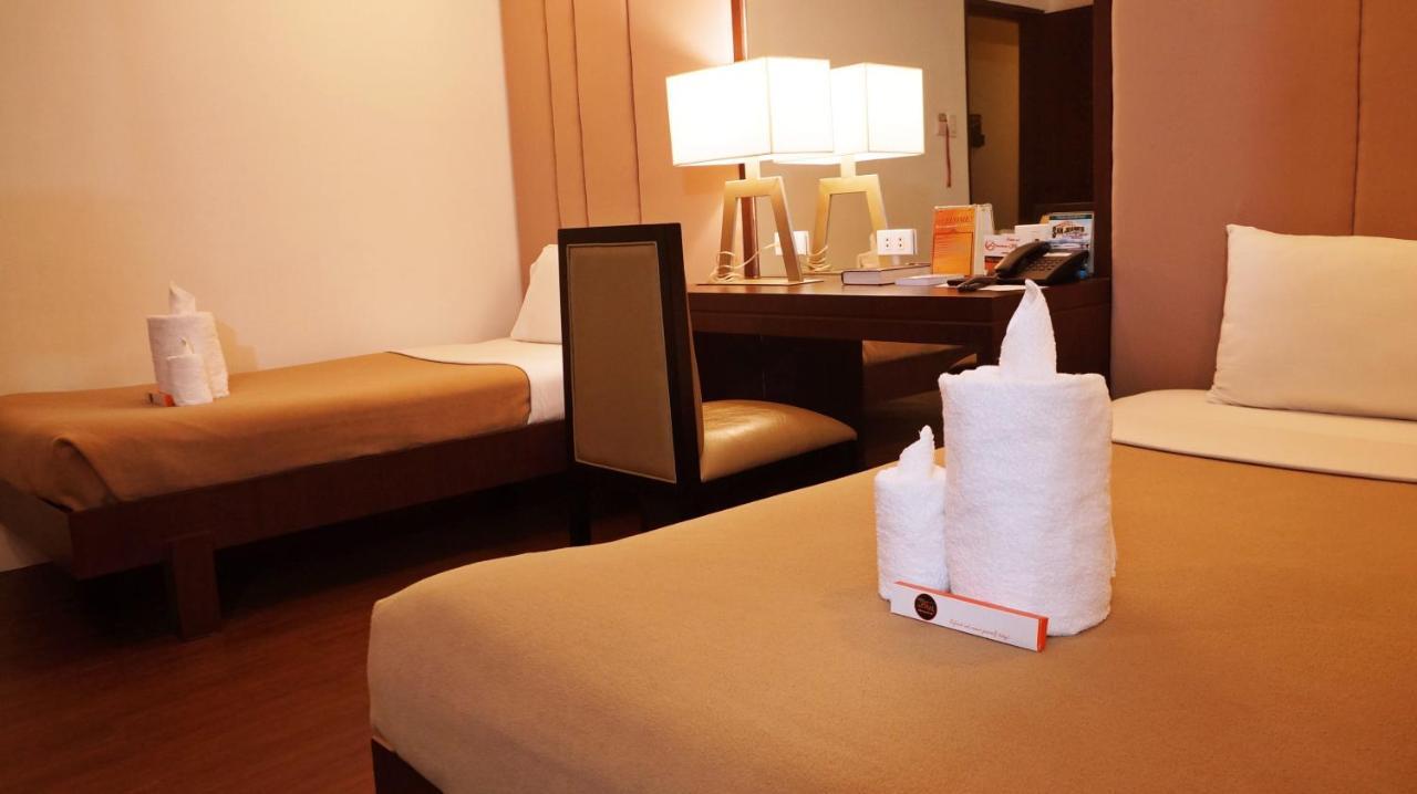 Tacloban Plaza Hotel Ngoại thất bức ảnh